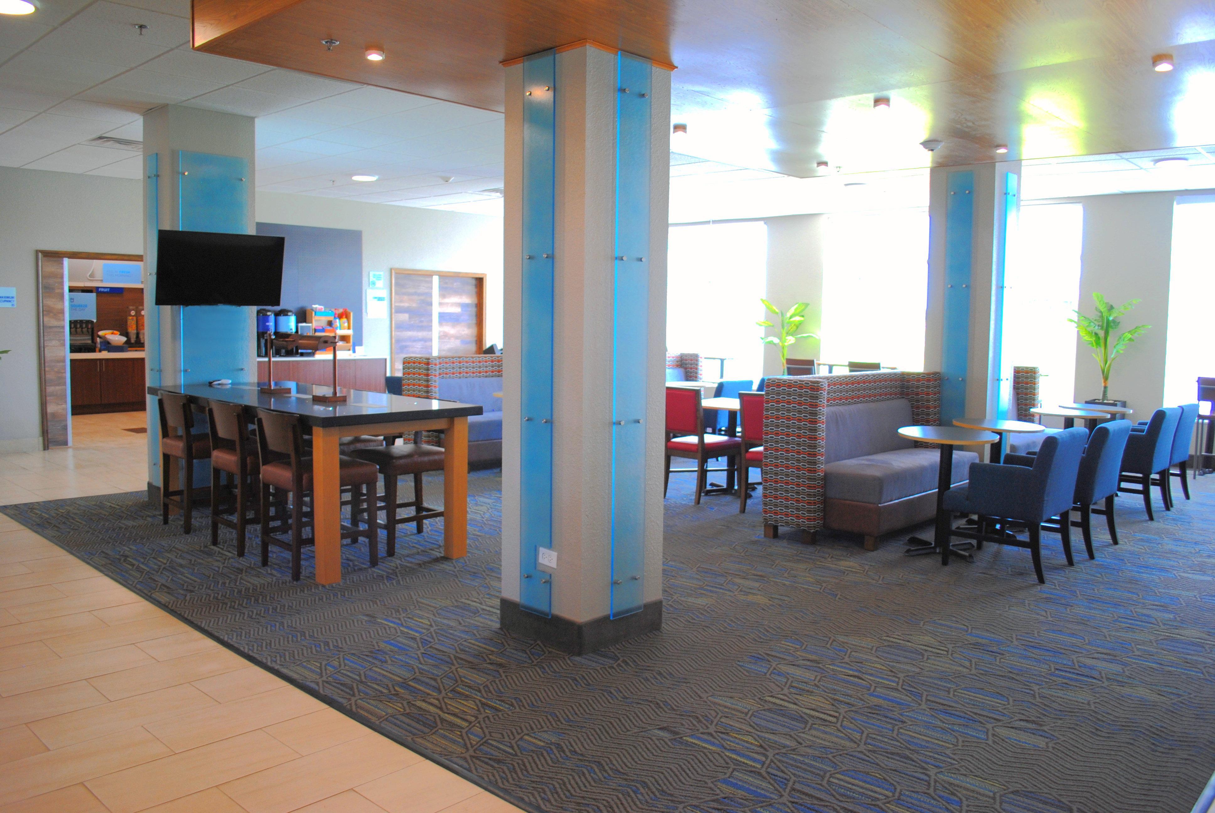 Holiday Inn Express & Suites - Columbia City By Ihg Εξωτερικό φωτογραφία